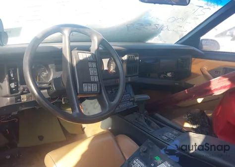 1989 Pontiac Firebird Trans Am/Gta Special z USA, uszkodzony, nr VIN 1G5FW2175KL242503